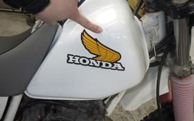 HONDA XLR250R GEN 1 MD16