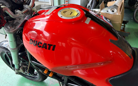 DUCATI MONSTER S2R 2005