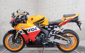 HONDA CBR600RR 2016 PC40