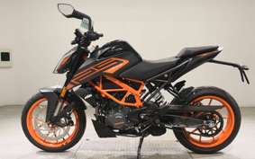 KTM 125 DUKE 2025