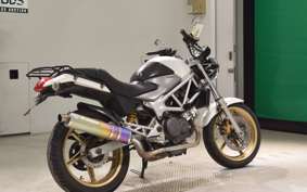 HONDA VTR 250 Gen. 2 MC33