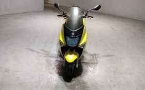 YAMAHA MAJESTY 125 SE27