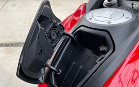 DUCATI MULTI STRADA V4S 2025 1000