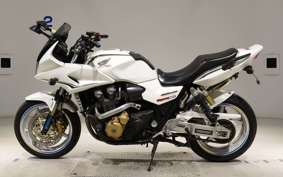 HONDA CB1300SB SUPER BOLDOR A 2011 SC54