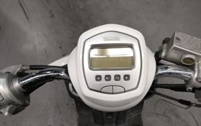 YAMAHA CUXI 100 C1DW