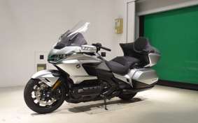 HONDA GL 1800 GOLD WING TOUR DCT 2025