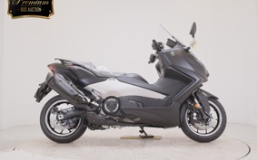 YAMAHA T-MAX 560 2026 SJ21J