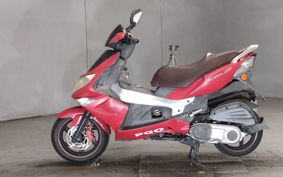 PGO G-MAX220 ..