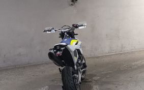 OTHER HUSQUARNA 701 SUPERMOTO 2017 USV