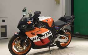 HONDA CBR1000RR 2005 SC57