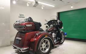 HARLEY FLHTCUTG TRIKE 2014