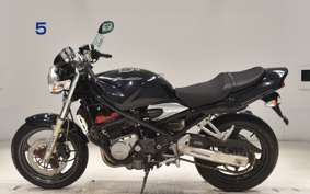SUZUKI BANDIT 250 VZ GJ77A