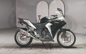 HONDA CBR250R MC41