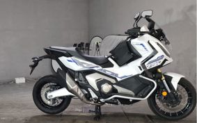 HONDA X-ADV 750 2025 RH21