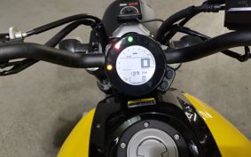 YAMAHA XSR700 2018 RM11