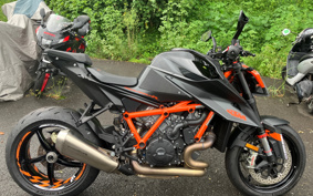 KTM 1290 SUPER DUKE 2021 V3940