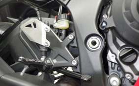 KAWASAKI ZX 10 NINJA R 2014