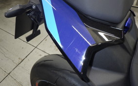 BMW M1000R 2025