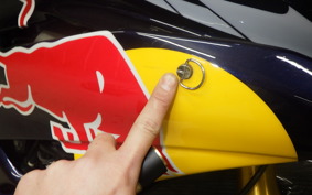 YAMAHA YZF-R6 2006