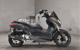 YAMAHA X-MAX 250 SG22