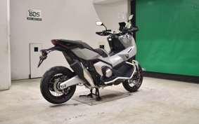 HONDA X-ADV 750 2025 RH21