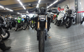 HONDA CB650R E-Clutch 2025 RH17