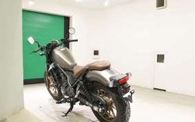 HONDA REBEL 250 S 2004 MC49