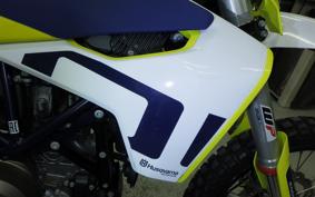 HUSQVARNA 701ED 2022