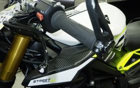 TRIUMPH STREET TRIPLE MOTO 2023