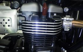 TRIUMPH STREET TWIN