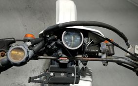 SUZUKI DR250 S SJ44A