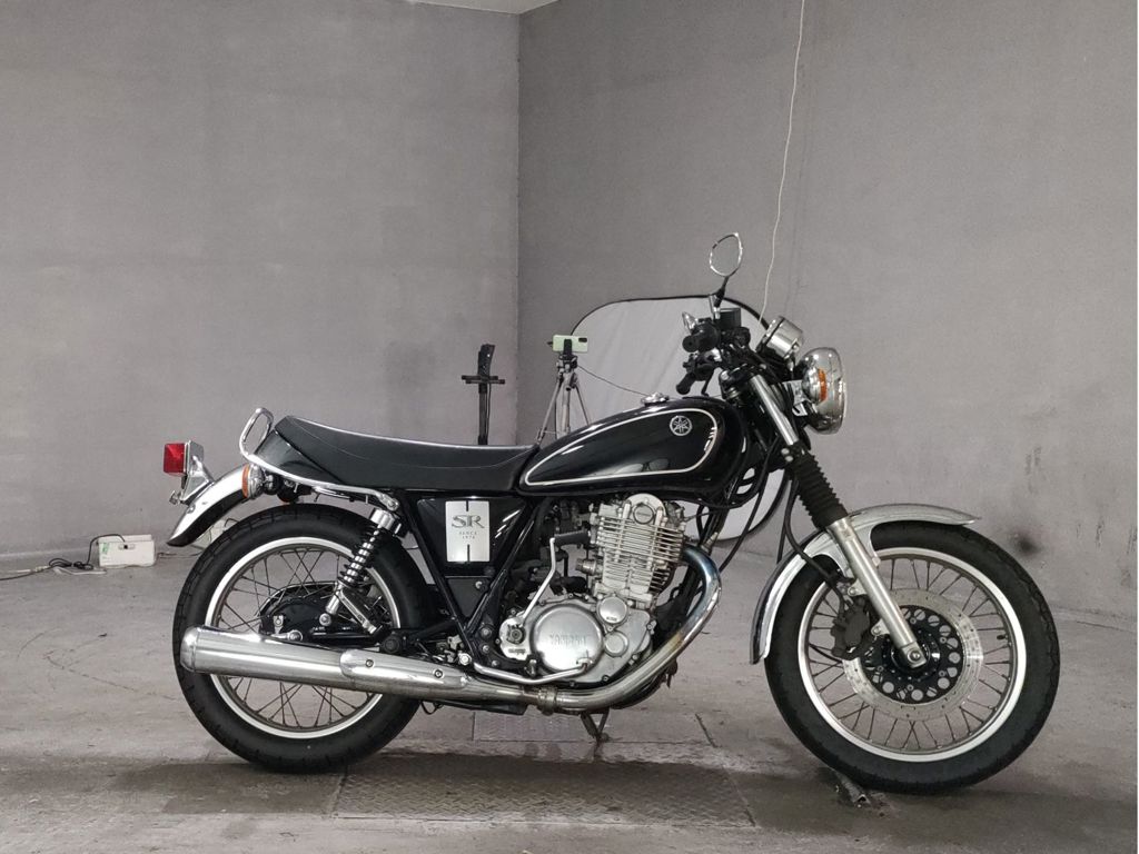 Фото Yamaha SR400 2020 с японского аукциона