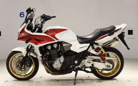 HONDA CB1300SB SUPER BOLDOR A 2014 SC54