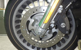 HARLEY FLHR 1690 2013