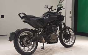 HUSQVARNA SVARTPILEN 401 2020