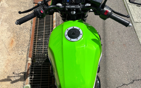 KAWASAKI ZRX400 2000 ZR400E