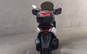 YAMAHA N-MAX 155 SG50J