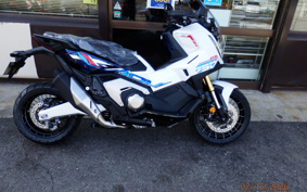 HONDA X-ADV 750 2026 RH21