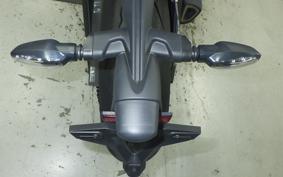 TRIUMPH STREET TRIPLE RS 2024