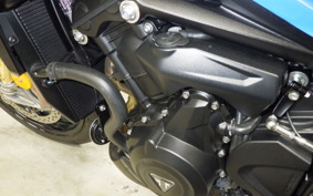 TRIUMPH STREET TRIPLE MOTO 2026