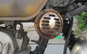 SUZUKI GLASS TRACKER BIG BOY NJ4BA