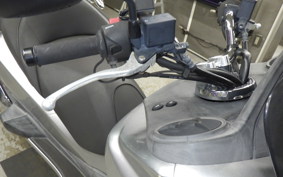 HONDA FORZA X 2002 MF10