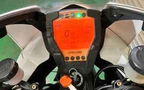 KTM 1190 RC8 R 2011 VR540