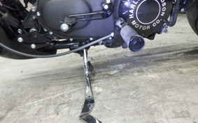 HARLEY XL1200V 2013