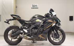 KAWASAKI ZX-25R 2000 ZX250E