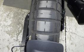 HUSQVARNA SVARTPILEN 401 2023