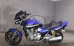 YAMAHA XJR1300 2016 RP03J