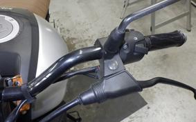 YAMAHA XSR155 2025
