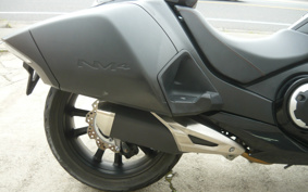 HONDA NM4 VULTUS -02 2017 RC82