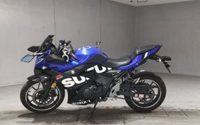 SUZUKI GSX250 R DN11A